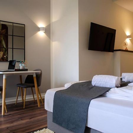 Homely Stay Studio 7 - Elegant Self-Check-In Studio For Urban Travelers ミュンヘン エクステリア 写真